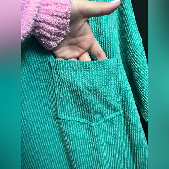 Altar'd State Turquoise Ribbed V-Neck Short Sleeve Top - Picture 5 of 12